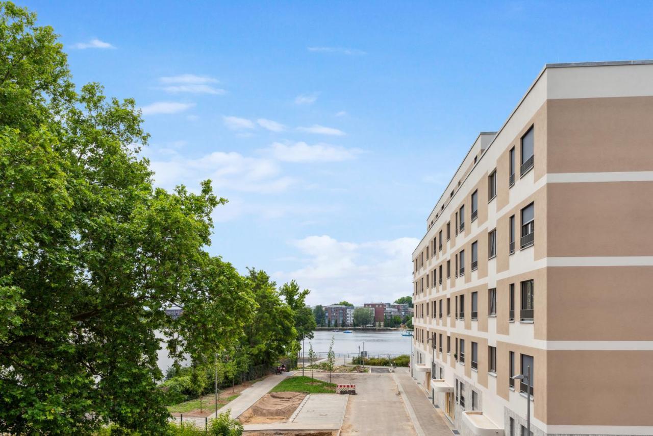 Habyt-The Waterfront Берлин Екстериор снимка